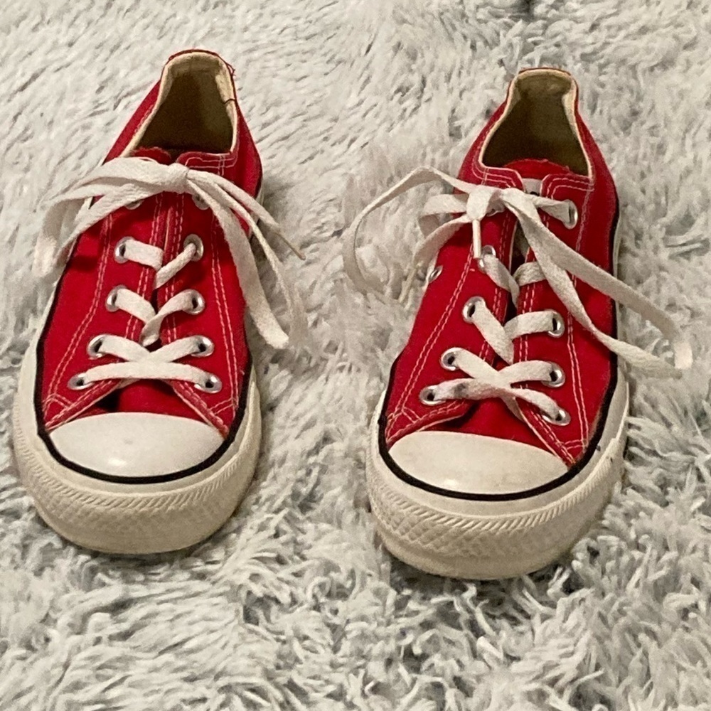 Converse Chuck Taylor All Star Lo Sneaker - Red Men’s 4 Women’s 6
